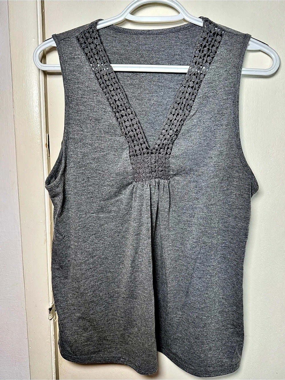SHEIN Gray Sleeveless Tank Top Like New L
